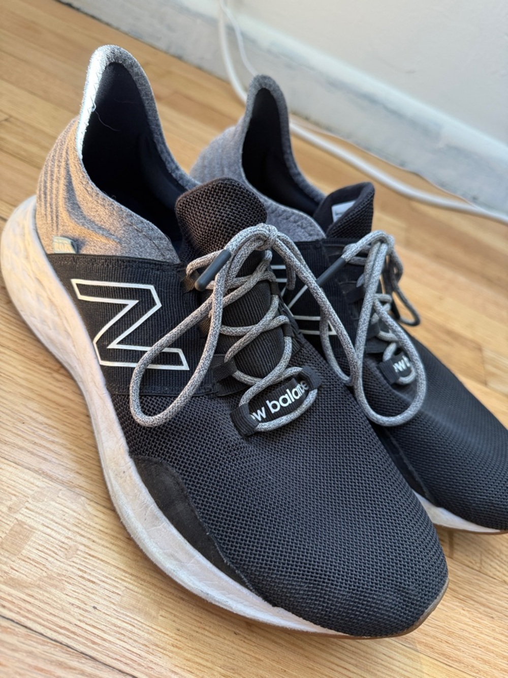 Men’s Size 12 New Balance ROAV Sneakers